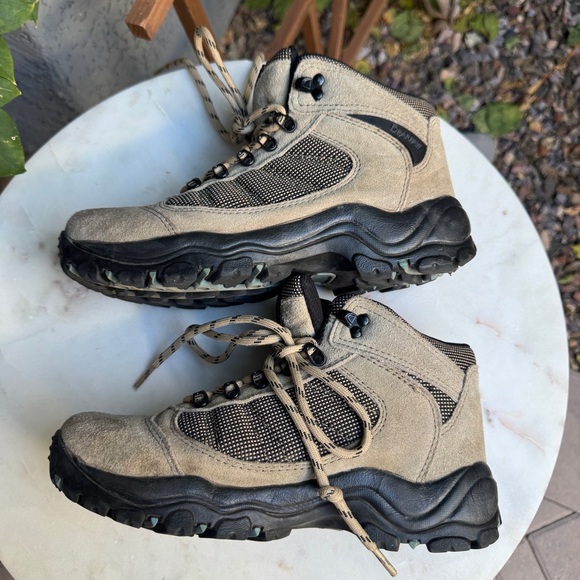 BearPaw Suede Lace Up Chunky Hiking Boot - Picture 6 of 11